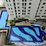 Simply Living 2Br At Bassura City Apartment By Travelio